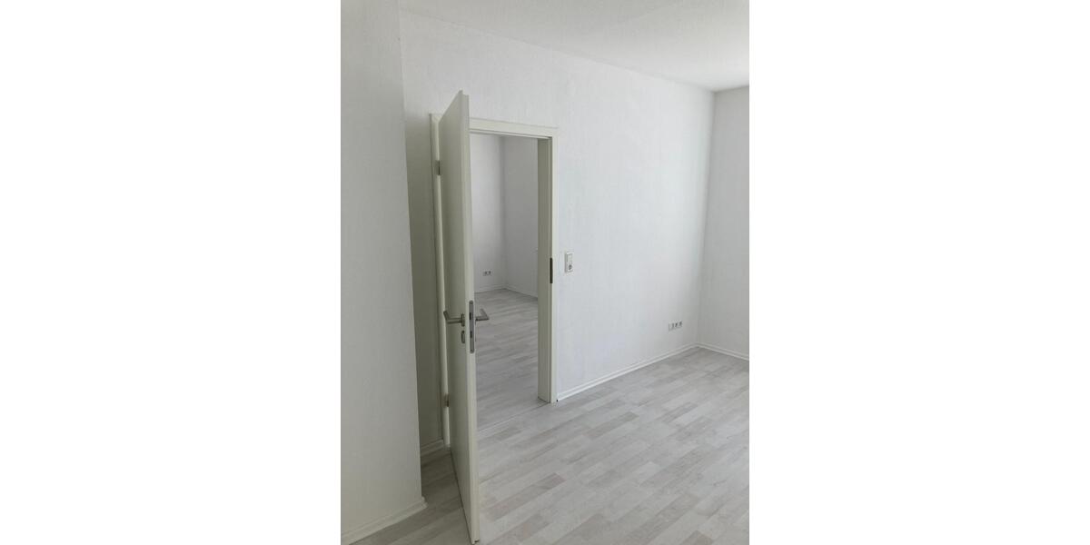 Erdgeschoßwohnung Schiffweiler - 2.5 Zimmer, 60 m&sup2;, 550&euro; | Angebot:25908095