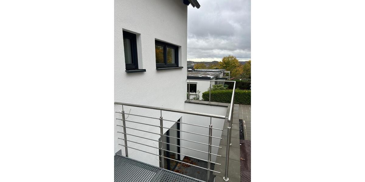 Etagenwohnung Neunkirchen Heinitz - 2 Zimmer, 75 m&sup2;, 990&euro; | Angebot:24101090