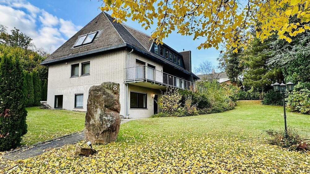 Mehrfamilienhaus, Wohnhaus Illingen - 9 Zimmer, 373 m&sup2;, 459.000&euro; | Angebot:25686397