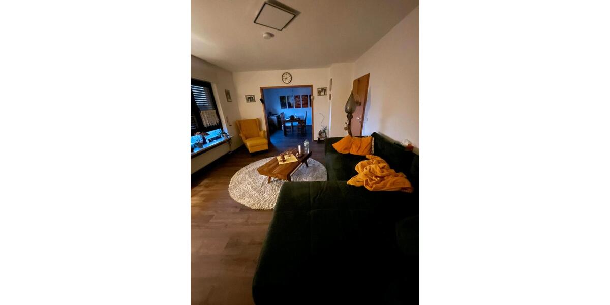 Etagenwohnung Saarbrücken West - 4 Zimmer, 80 m&sup2;, 815&euro; | Angebot:25368863