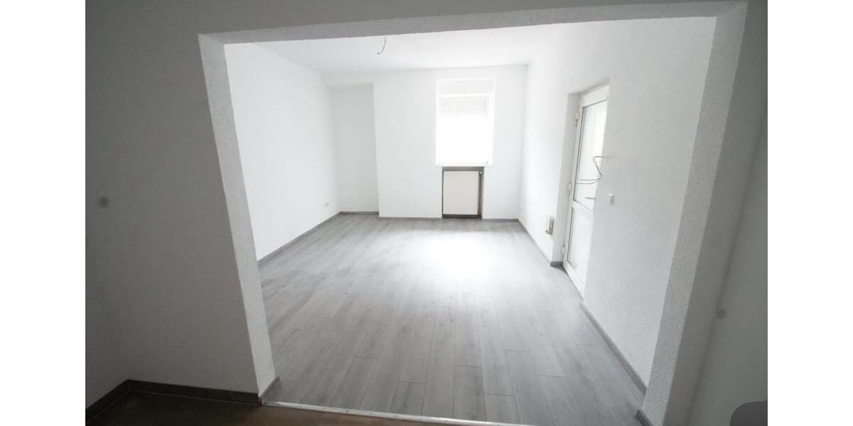 Erdgeschoßwohnung Püttlingen - 2 Zimmer, 50 m&sup2;, 475&euro; | Angebot:26680232