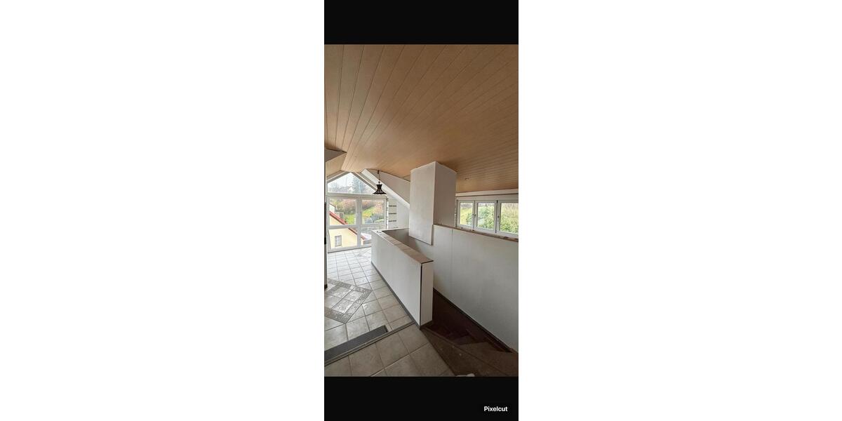 Dachgeschoßwohnung Riegelsberg - 3 Zimmer, 85 m&sup2;, 790&euro; | Angebot:25954759