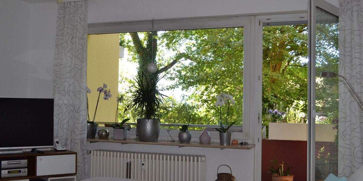Etagenwohnung Saarbrücken Eschberg - 3 Zimmer, 89 m&sup2;, 199.000&euro; | Angebot:26723917