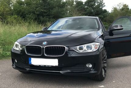 BMW 320 332.000 km 7.990 &euro; Überherrn 66802