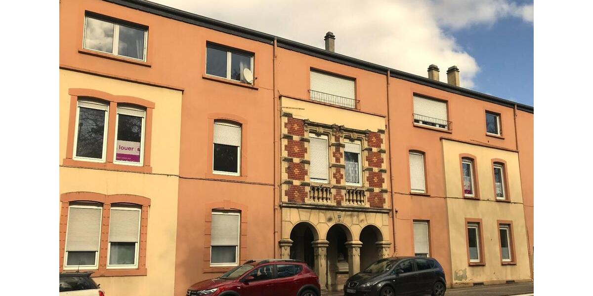 Dachgeschoßwohnung Saarbrücken - 5 Zimmer, 147 m&sup2;, 995&euro; | Angebot:25853646