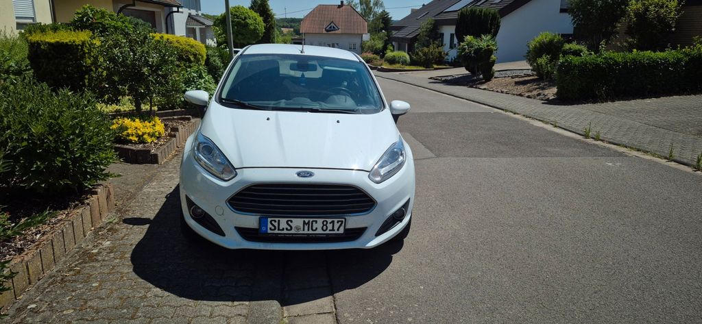 Ford Fiesta 80.500 km 7.100 &euro; Saarlouis 66740