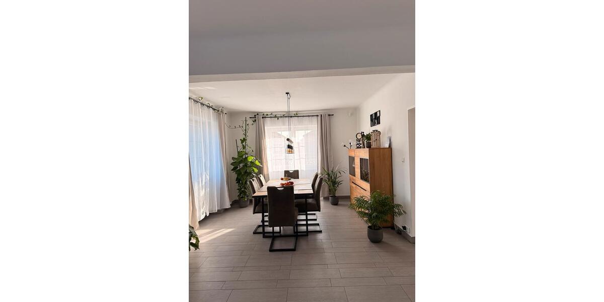 Einfamilienhaus Kleinblittersdorf - 4 Zimmer, 144 m&sup2;, 249.000&euro; | Angebot:25415377