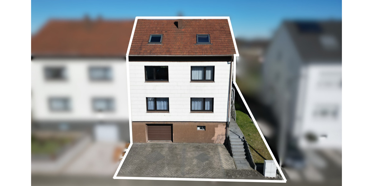 Einfamilienhaus Saarlouis Neuforweiler - 9 Zimmer, 217 m&sup2;, 339.000&euro; | Angebot:25735478