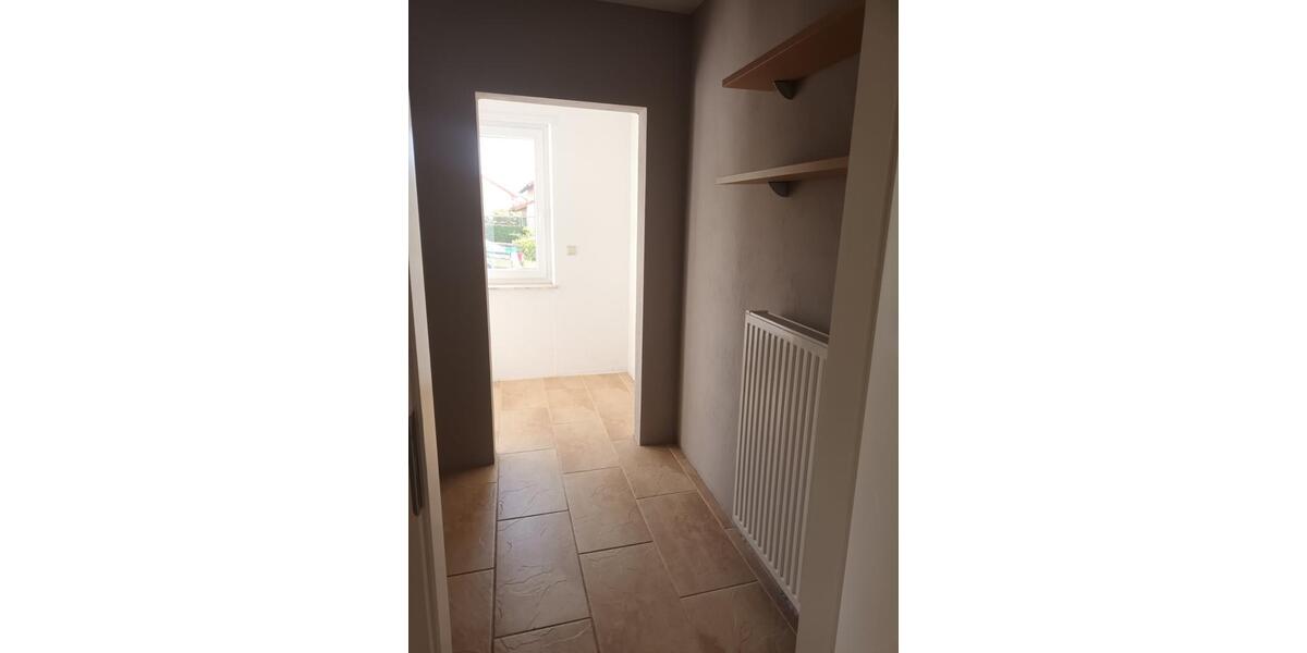 Erdgeschoßwohnung Beckingen - 3 Zimmer, 130 m&sup2;, 975&euro; | Angebot:25572199