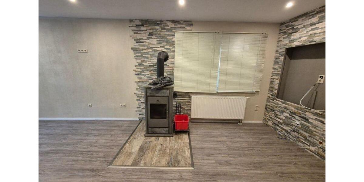 Einfamilienhaus Beckingen - 7 Zimmer, 170 m&sup2;, 180.000&euro; | Angebot:26253806
