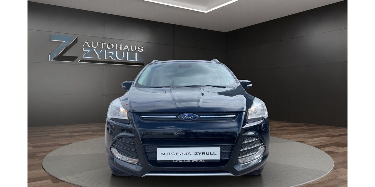 Ford Kuga 71.242 km 10.980 &euro; Saarlouis 66740