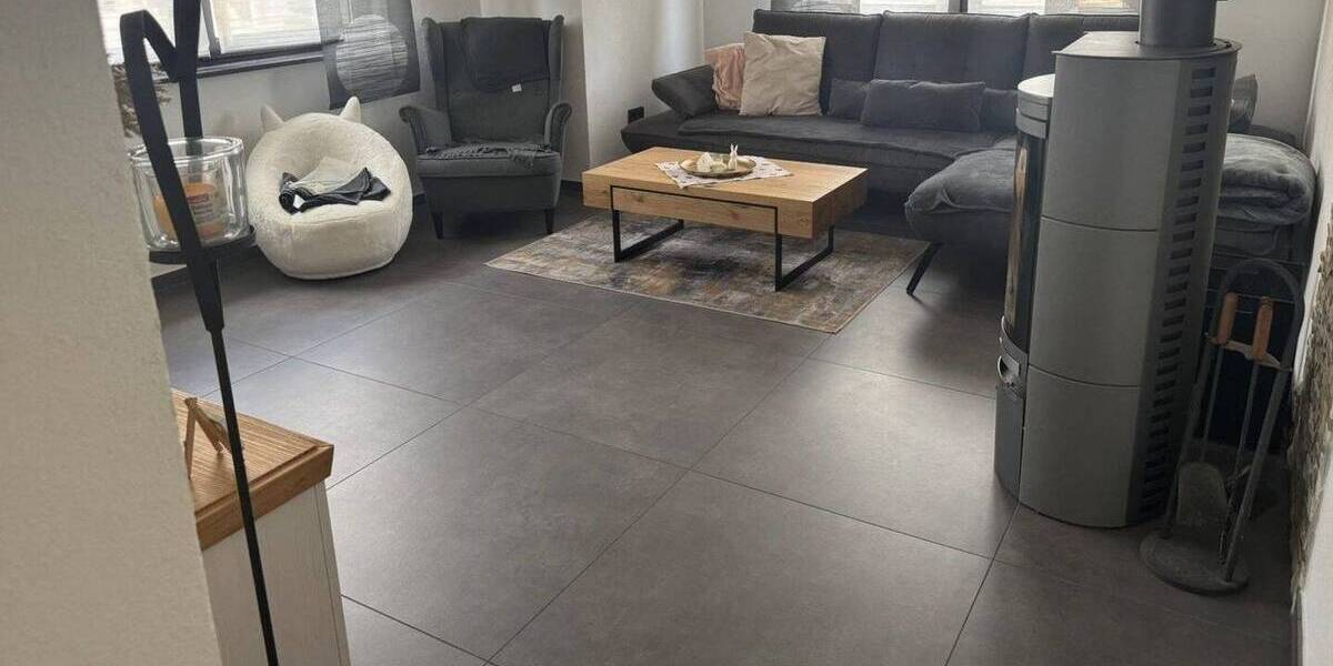 Einfamilienhaus Großrosseln Karlsbrunn - 9 Zimmer, 225 m&sup2;, 549.000&euro; | Angebot:25996151