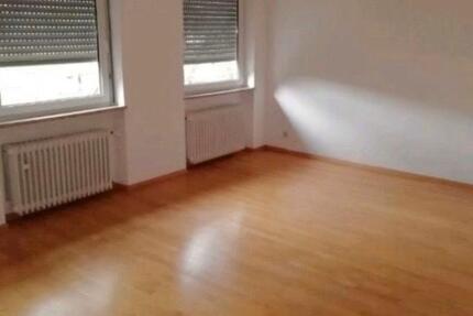 Wohnung Schiffweiler - 5 Zimmer, 85 m&sup2;, 700&euro; | Angebot:25379468