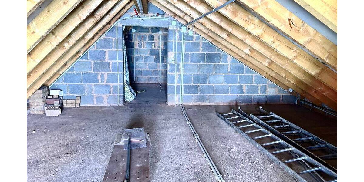 Mehrfamilienhaus, Wohnhaus Quierschied - 8 Zimmer, 198 m&sup2;, 287.000&euro; | Angebot:25745731