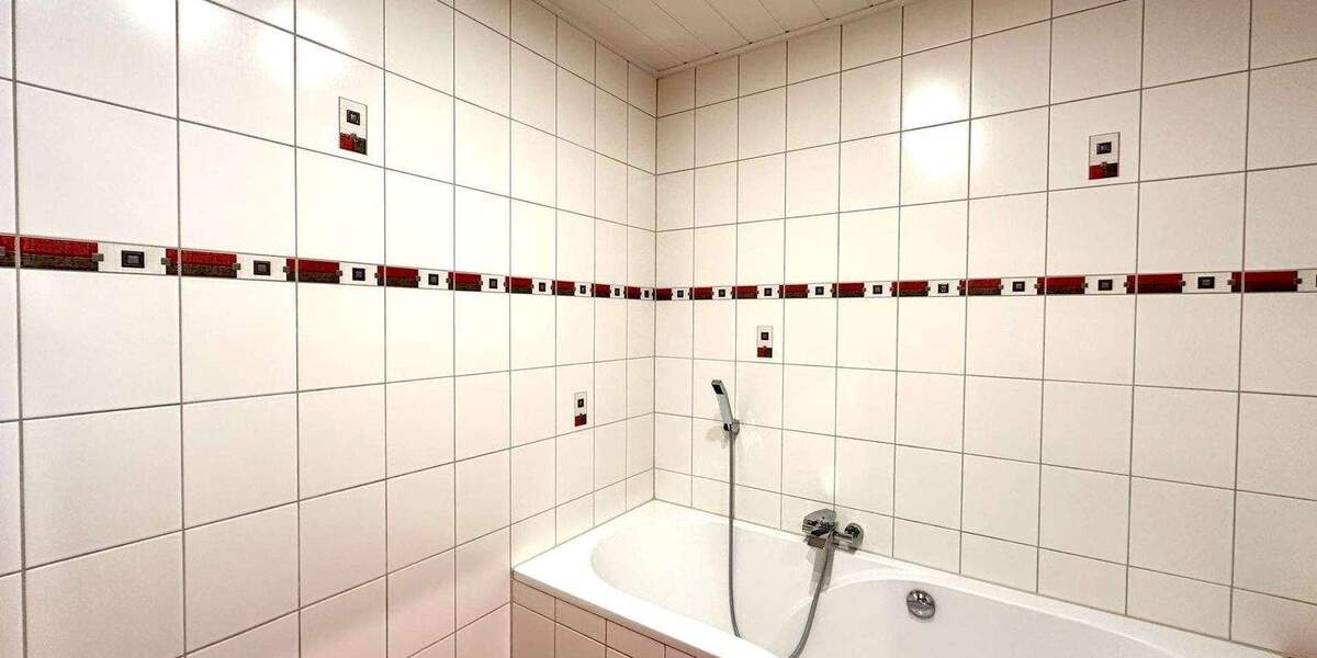 Etagenwohnung Dillingen/Saar Dillingen - 3 Zimmer, 91 m&sup2;, 135.000&euro; | Angebot:25670986