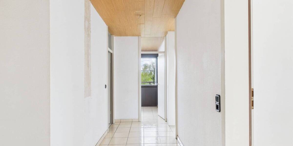 Etagenwohnung Neunkirchen/Saar Innenstadt - 3 Zimmer, 92 m&sup2;, 129.000&euro; | Angebot:25726195