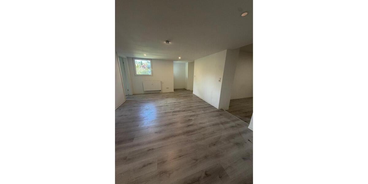 Erdgeschoßwohnung Saarbrücken Brebach-Fechingen - 3 Zimmer, 77 m&sup2;, 600&euro; | Angebot:24658518