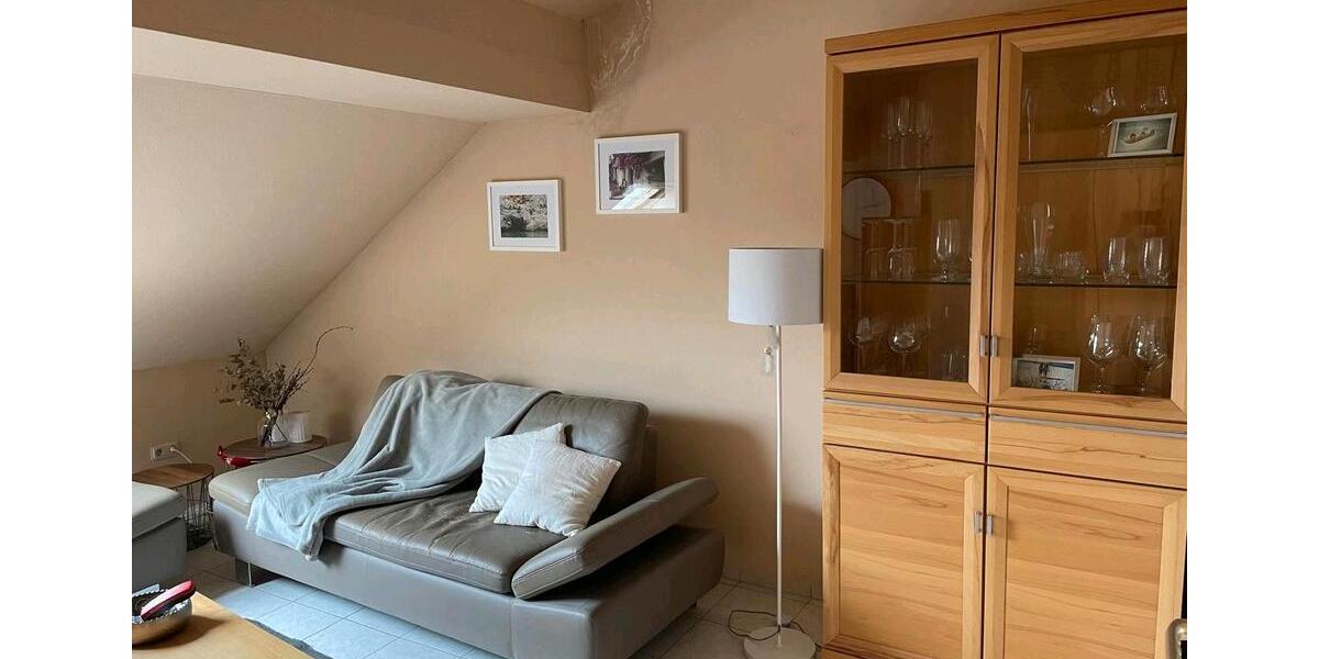 Dachgeschoßwohnung Illingen - 2 Zimmer, 75 m&sup2;, 880&euro; | Angebot:26517521