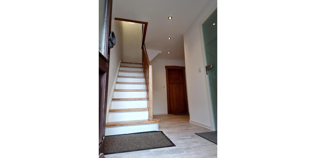 Reihenhaus Saarbrücken Bübingen - 5 Zimmer, 80 m&sup2;, 900&euro; | Angebot:25403246