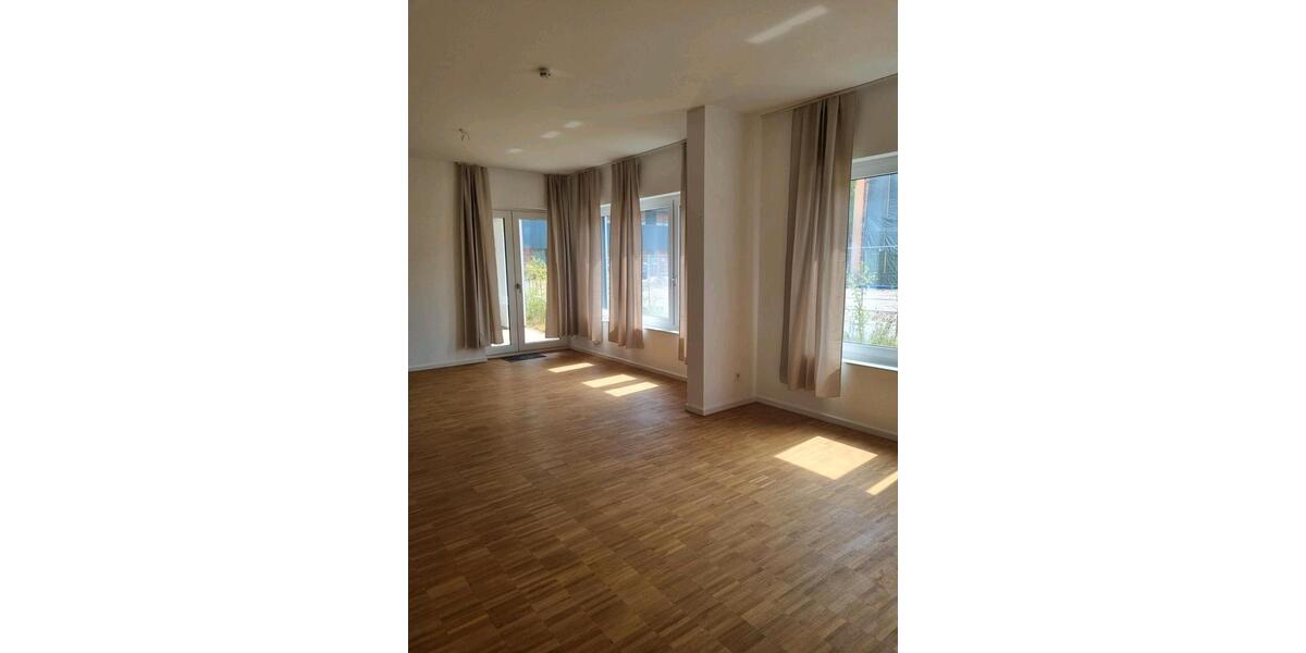 Erdgeschoßwohnung Blieskastel - 2 Zimmer, 80 m&sup2;, 710&euro; | Angebot:26519221