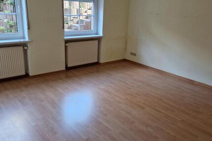 Wohnung Mandelbachtal - 3 Zimmer, 80 m&sup2;, 550&euro; | Angebot:25948556
