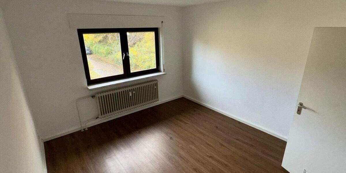 Etagenwohnung Saarbrücken Alt-Saarbrücken - 3 Zimmer, 72 m&sup2;, 700&euro; | Angebot:25690932