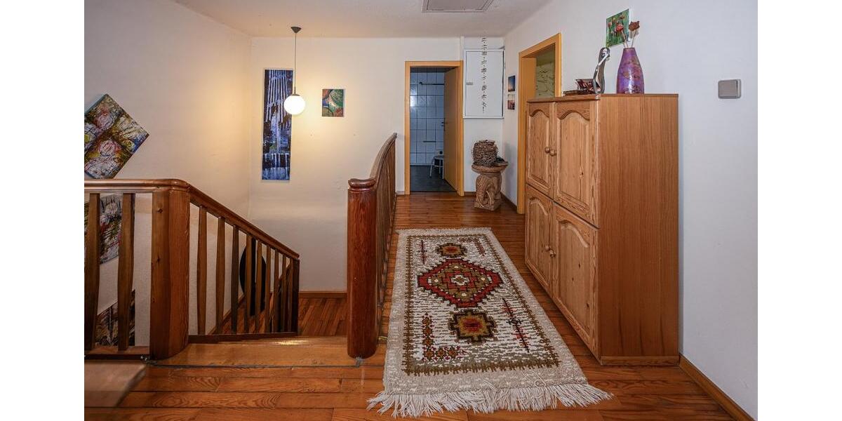 Einfamilienhaus Waldmohr - 6 Zimmer, 160 m&sup2;, 320.000&euro; | Angebot:25992518