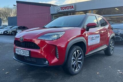 Toyota Yaris Cross 1.500 km 30.670 &euro; Schiffweiler 66578