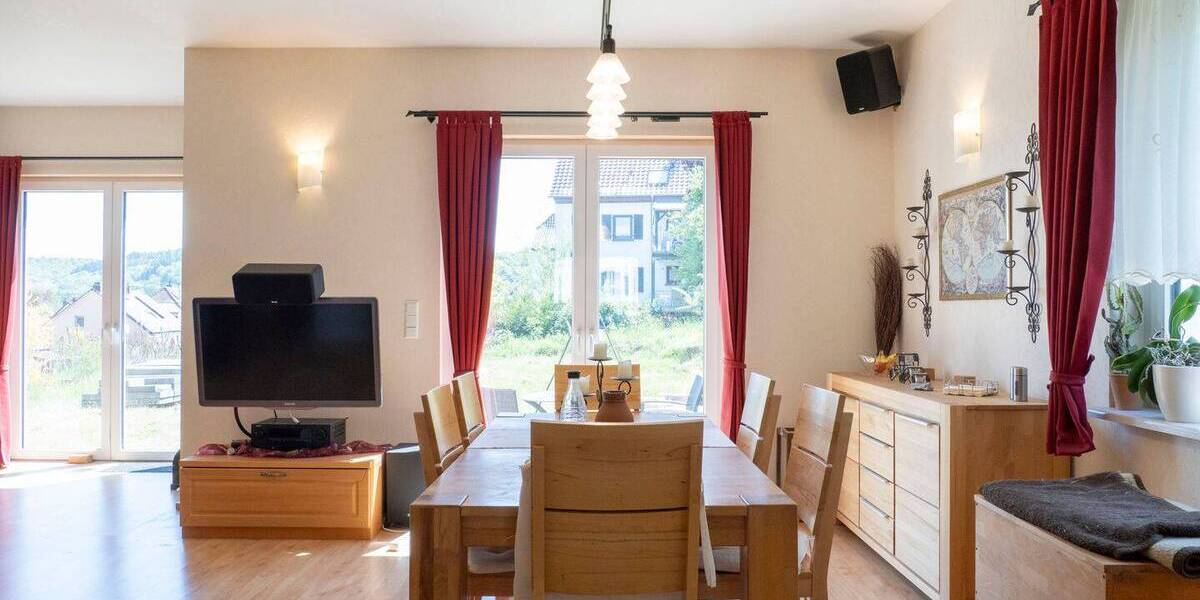 Einfamilienhaus Blieskastel Bierbach - 6 Zimmer, 180 m&sup2;, 500.000&euro; | Angebot:25797231