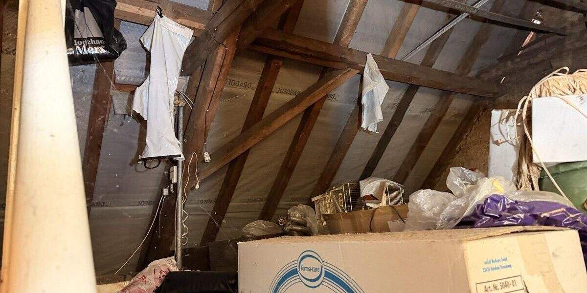 Mehrfamilienhaus, Wohnhaus Neunkirchen/Saar Hangard - 6 Zimmer, 120 m&sup2;, 59.000&euro; | Angebot:25736185