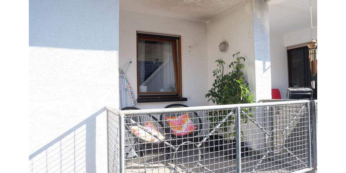 Etagenwohnung Blieskastel Bierbach - 3 Zimmer, 74 m&sup2;, 150.000&euro; | Angebot:25729575