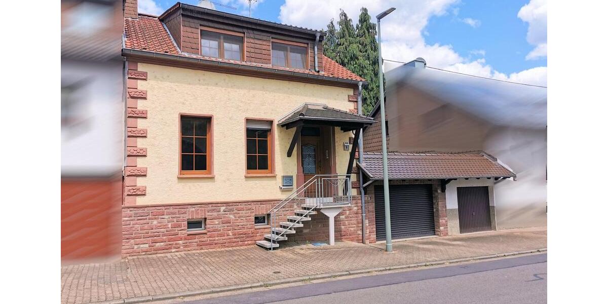 Reihenhaus Großrosseln - 5 Zimmer, 136 m&sup2;, 179.000&euro; | Angebot:25649288