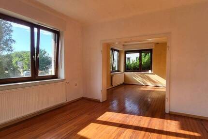 Haus Beckingen Reimsbach - 7 Zimmer, 250 m&sup2;, 350.000&euro; | Angebot:25726558