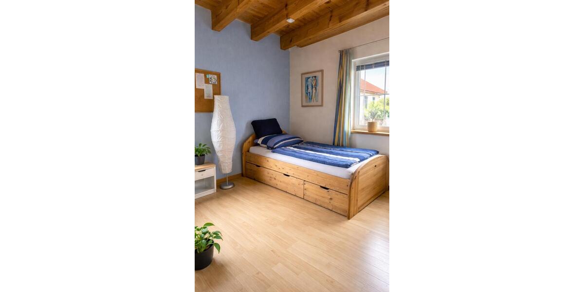 Etagenwohnung Lebach - 1 Zimmer, 25 m&sup2;, 300&euro; | Angebot:25921069