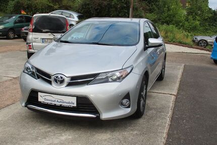 Toyota Auris 37.234 km 12.600 &euro; Bous 66359