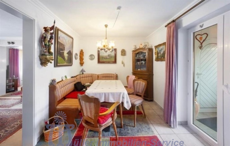 Repräsentatives Traumhaus mit Fernblick in bevorzugter Stadtrandlage von Zweibrücken - Villa Zweibrücken | Angebot:10658553