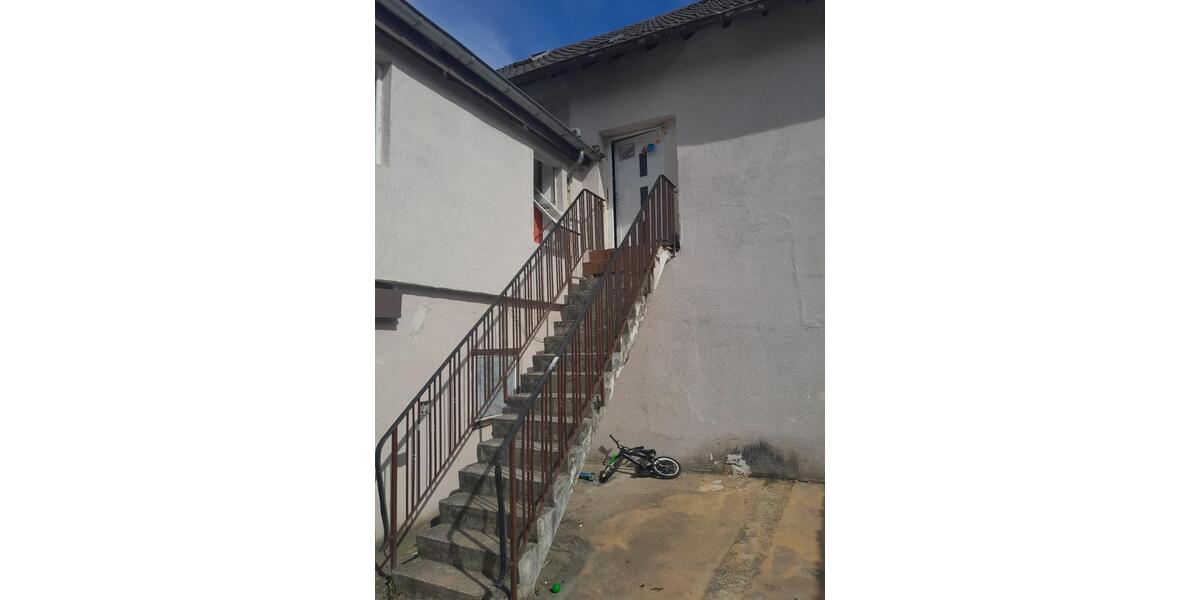 Mehrfamilienhaus, Wohnhaus Saarbrücken West - 12 Zimmer, 300 m&sup2;, 290.000&euro; | Angebot:22477805