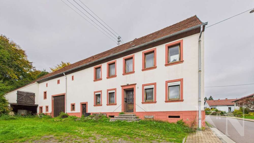 Einfamilienhaus Marpingen - 5 Zimmer, 157 m&sup2;, 99.000&euro; | Angebot:24002413