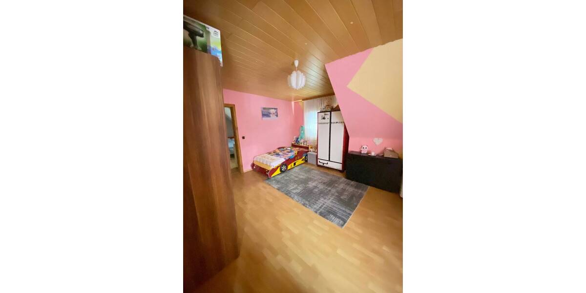 Mehrfamilienhaus, Wohnhaus St. Ingbert St. Ingbert-Mitte - 7 Zimmer, 203 m&sup2;, 219.000&euro; | Angebot:26476031