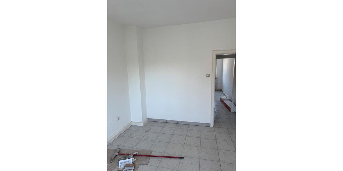 Etagenwohnung Saarbrücken West - 2 Zimmer, 50 m&sup2;, 410&euro; | Angebot:26691785