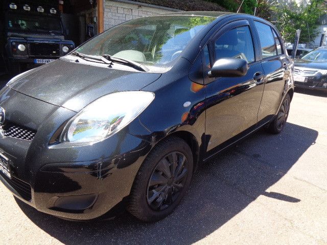 Toyota Yaris 185.118 km 1.890 &euro; Saarbrücken 66119