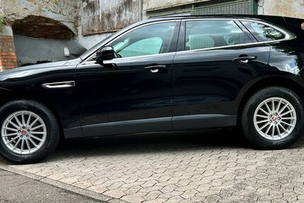 Jaguar F-Pace 143.000 km 12.500 &euro; Saarbrücken 66117