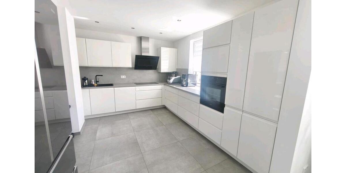 Etagenwohnung Zweibrücken - 2 Zimmer, 95 m&sup2;, 950&euro; | Angebot:26676852