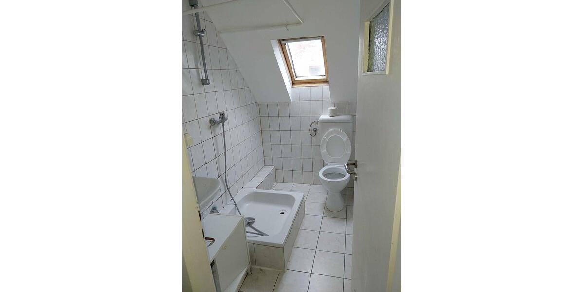 Dachgeschoßwohnung Neunkirchen - 3 Zimmer, 75 m&sup2;, 580&euro; | Angebot:24863698