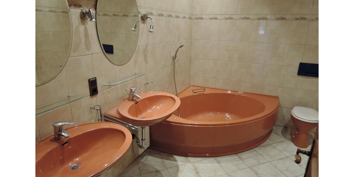 Etagenwohnung Blieskastel - 5 Zimmer, 160 m&sup2;, 650&euro; | Angebot:25843258