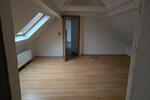 Dachgeschoßwohnung Saarbrücken Neue Bremm - 3 Zimmer, 92 m&sup2;, 900&euro; | Angebot:26125475