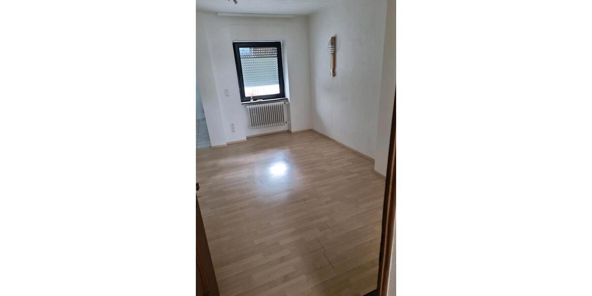 Erdgeschoßwohnung Kleinblittersdorf - 3 Zimmer, 67 m&sup2;, 680&euro; | Angebot:26578392