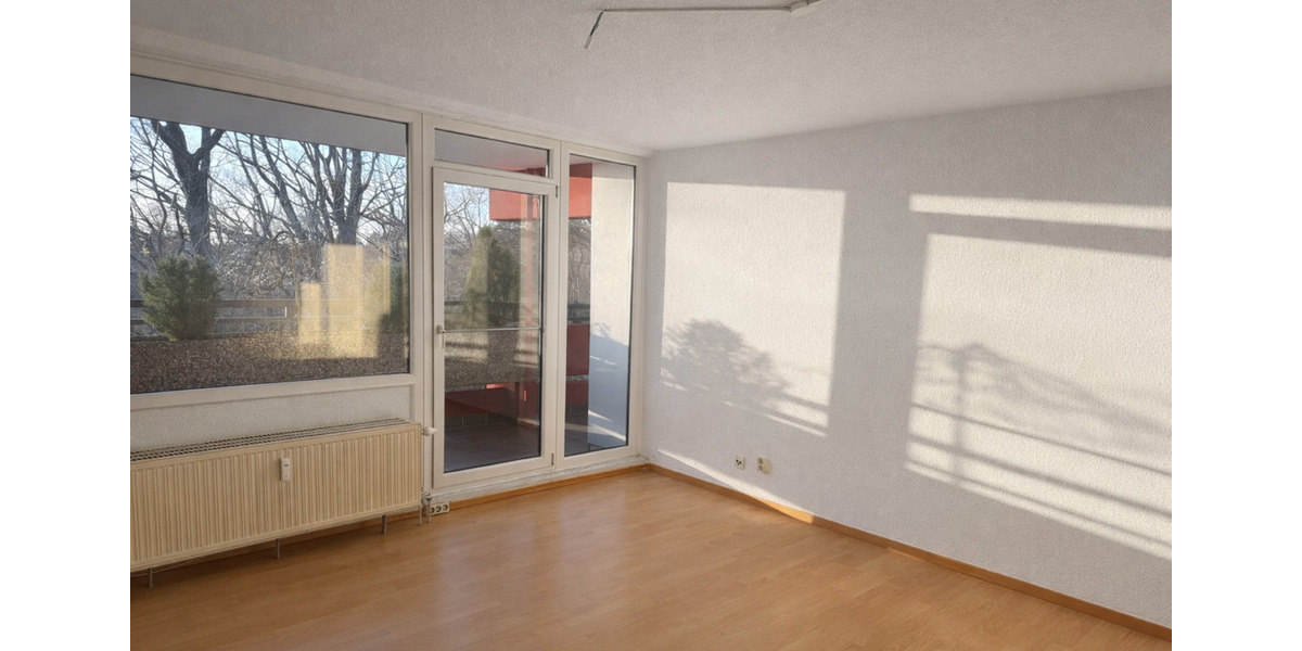Etagenwohnung Saarbrücken Eschberg - 2 Zimmer, 64 m&sup2;, 575&euro; | Angebot:25445282