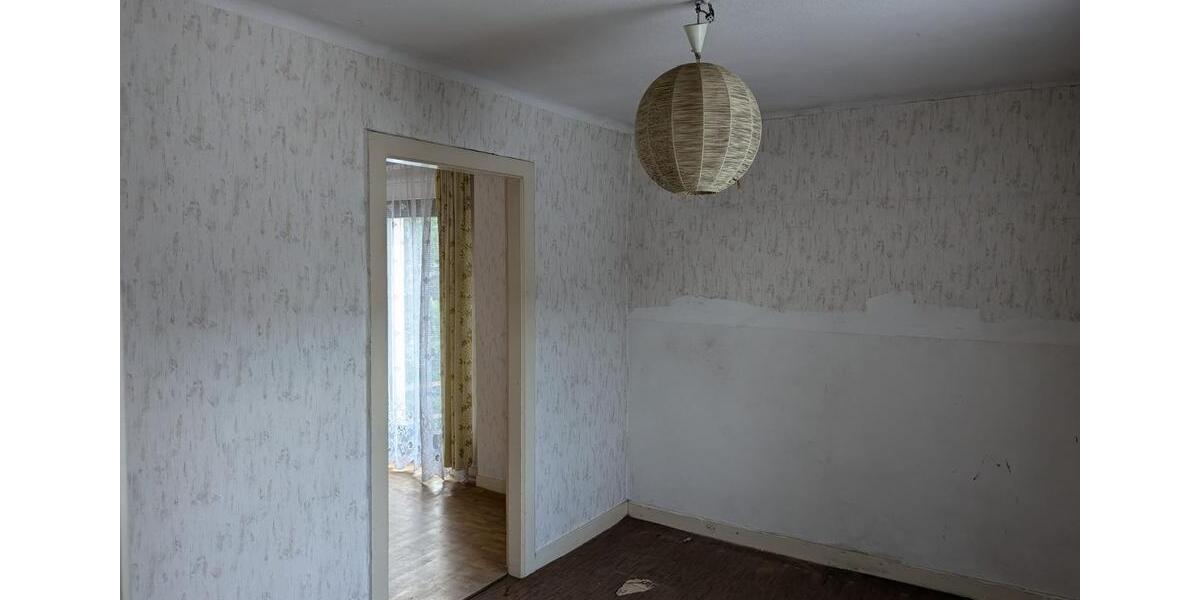 Einfamilienhaus Homburg - 4 Zimmer, 85 m&sup2;, 90.000&euro; | Angebot:25864408