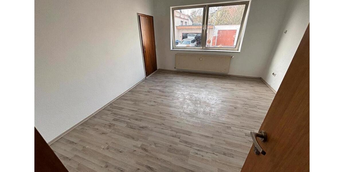 Erdgeschoßwohnung Bexbach - 4 Zimmer, 120 m&sup2;, 650&euro; | Angebot:25895213